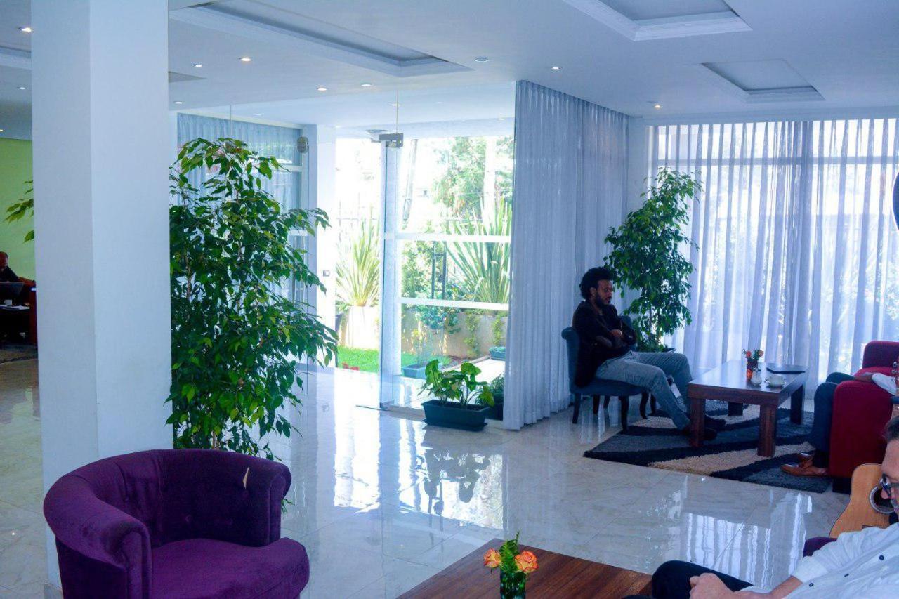 Melodie Hotel Addis Abeba Zewnętrze zdjęcie