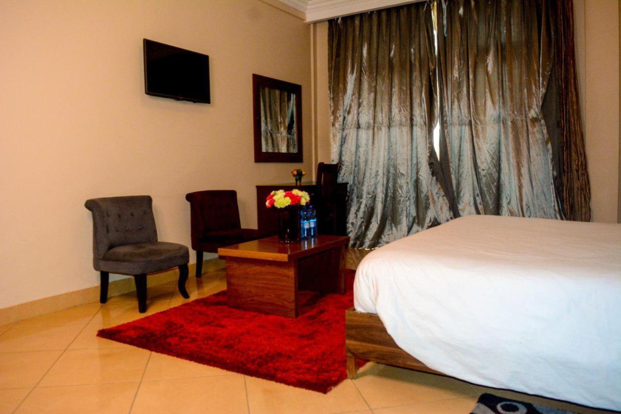 Melodie Hotel Addis Abeba Zewnętrze zdjęcie