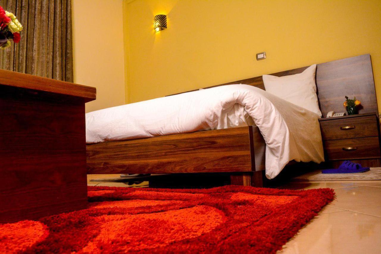 Melodie Hotel Addis Abeba Zewnętrze zdjęcie