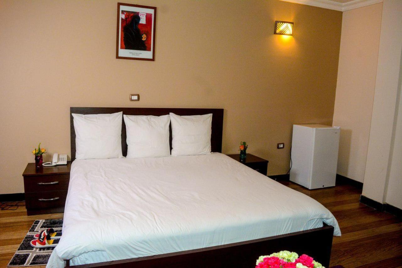 Melodie Hotel Addis Abeba Zewnętrze zdjęcie