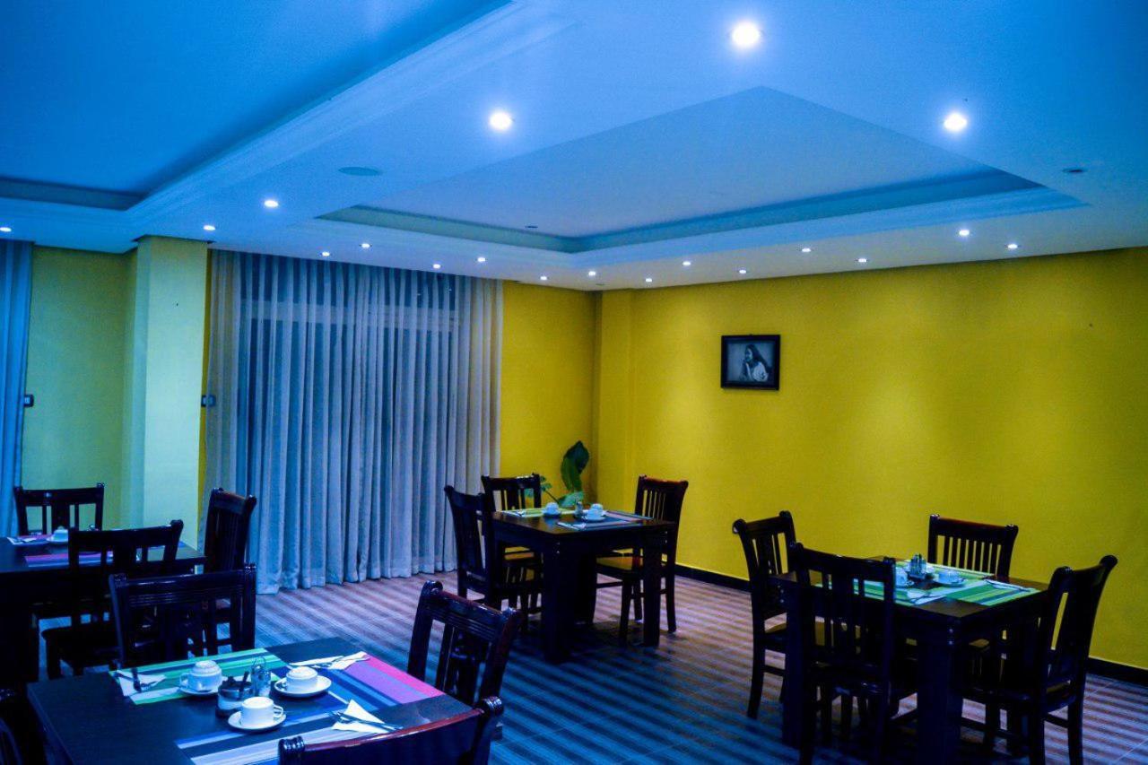 Melodie Hotel Addis Abeba Zewnętrze zdjęcie