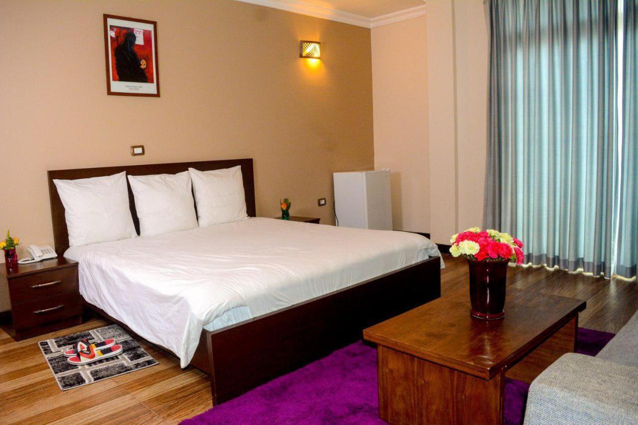 Melodie Hotel Addis Abeba Zewnętrze zdjęcie
